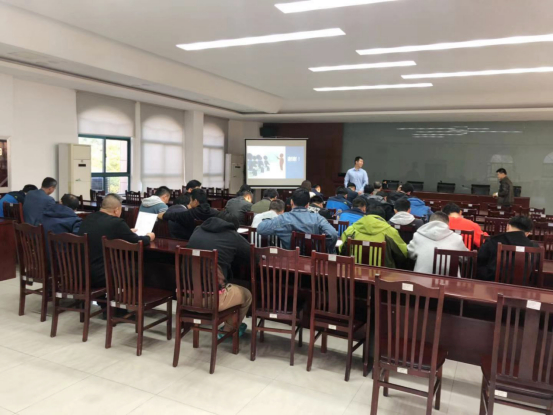 保安公司組織開展安全生產(chǎn)專題培訓(xùn)講座_副本.jpg