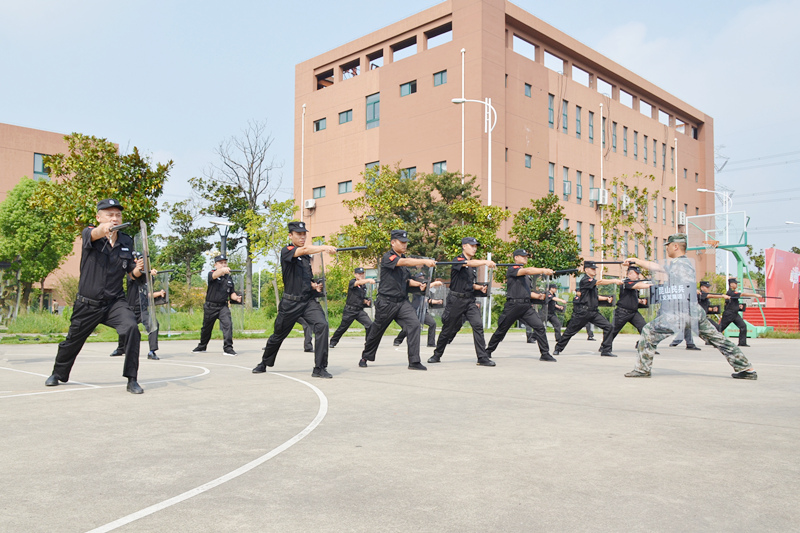 保安公司培訓中心開展校園保安員服務提升集訓工作_副本.jpg
